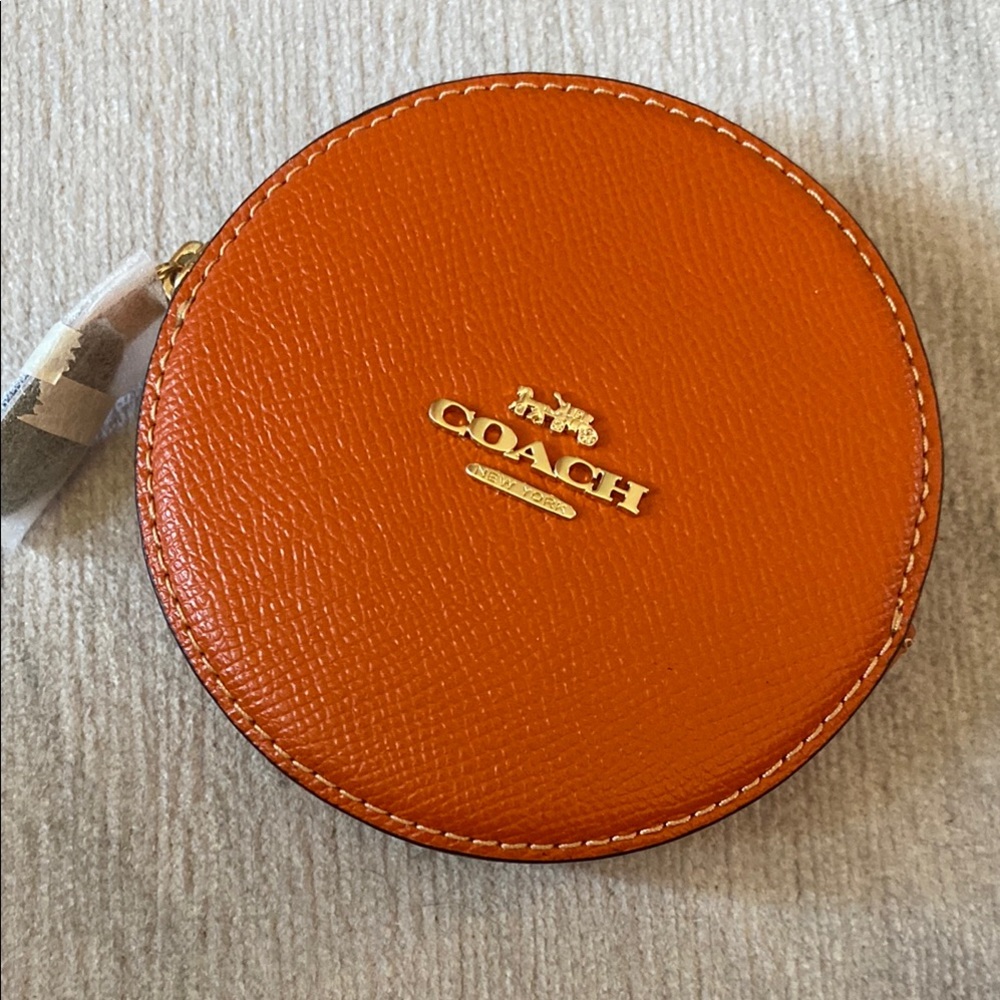 🎉SALE🎉 Coach Vibrant Orange Leather Coin Pouch